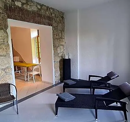 Renona Rehabilitation Hotel